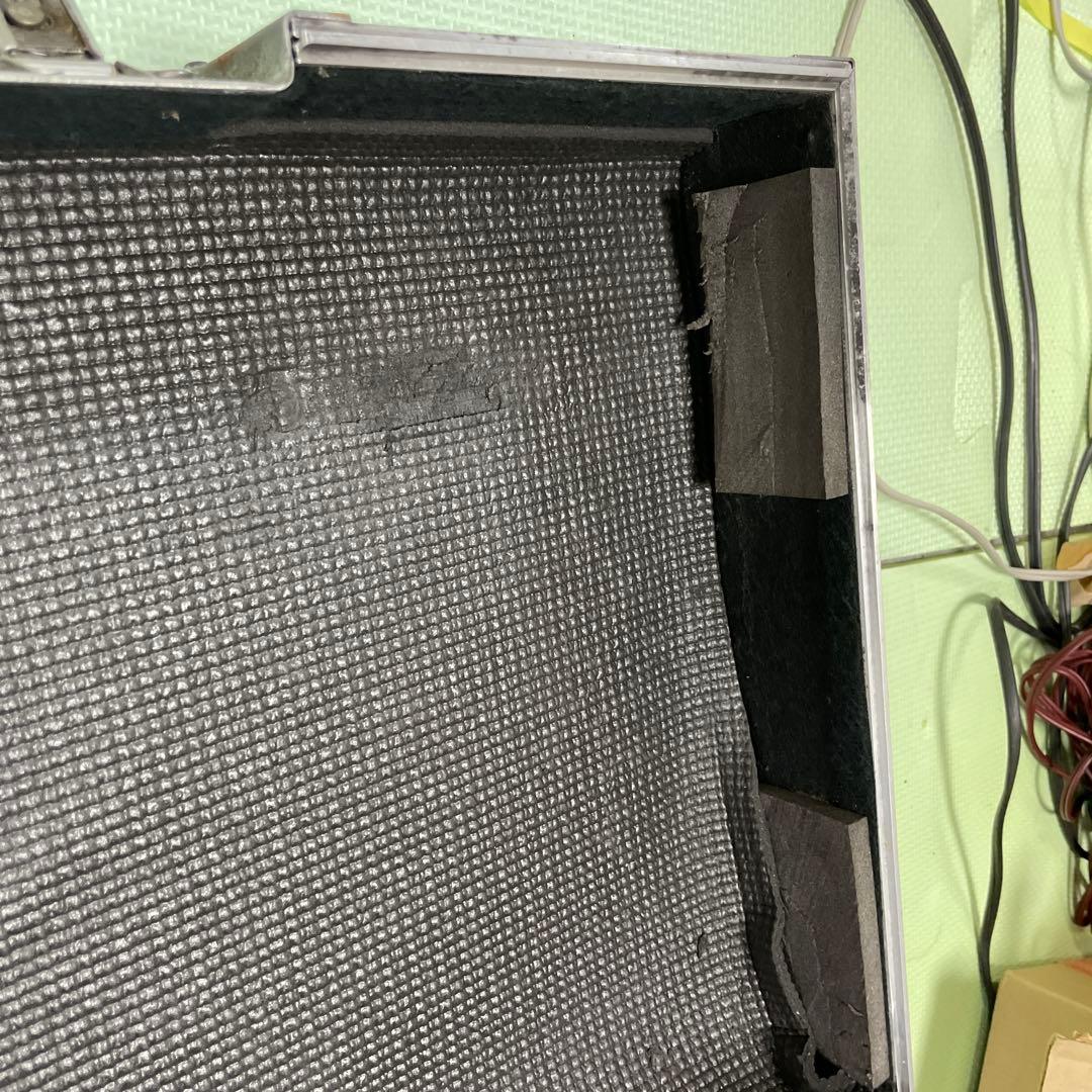 楽器ケース 赤　ハードケース　133cm✖️33cm✖️10cm