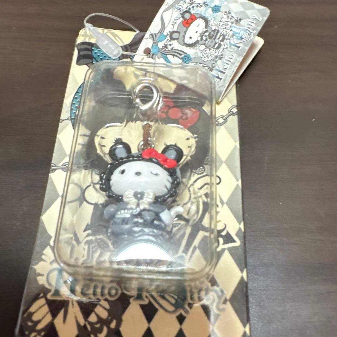 h.NAOTO ハローキティ　ファスナーマスコット