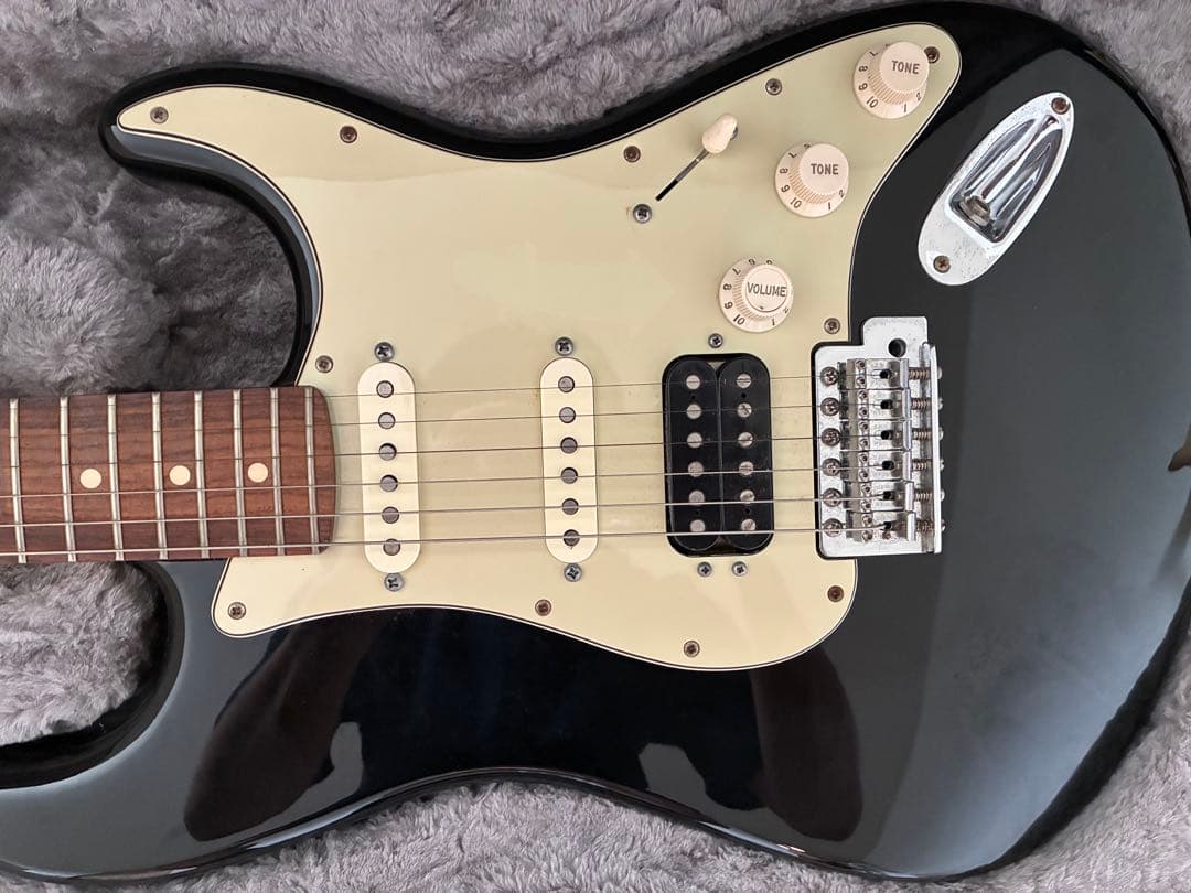 Fender ストラトキャスター ブラック