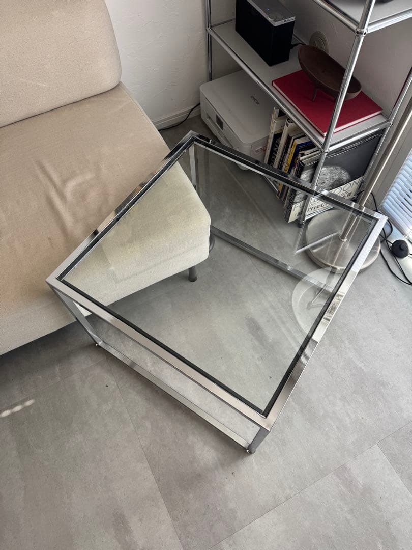 送料込ヴィンテージ　ガラスサイドテーブル