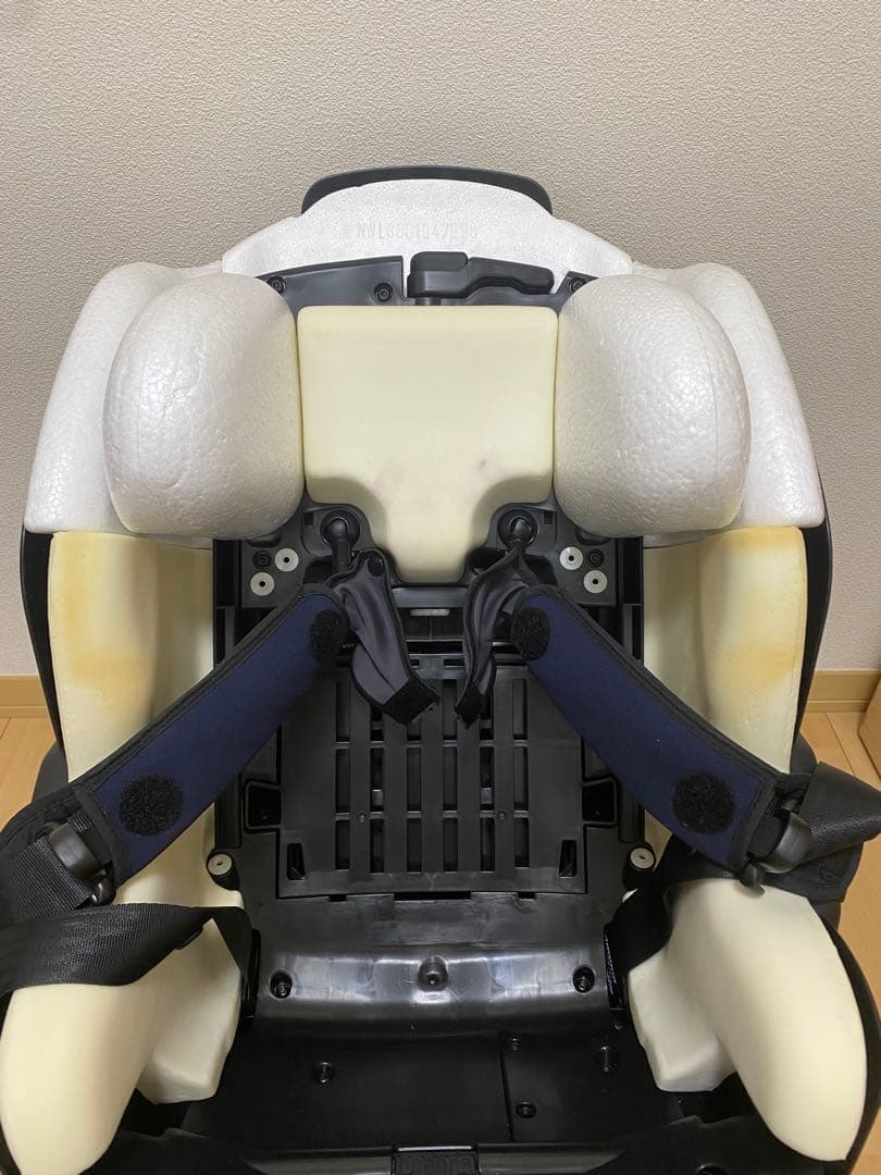 Apricaマモリラ AB ISOFIX 回転式チャイルドシート