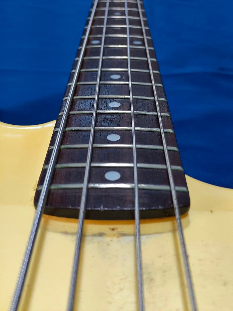 最終値下げAlnico AMICDシリーズ イエローベース 4弦