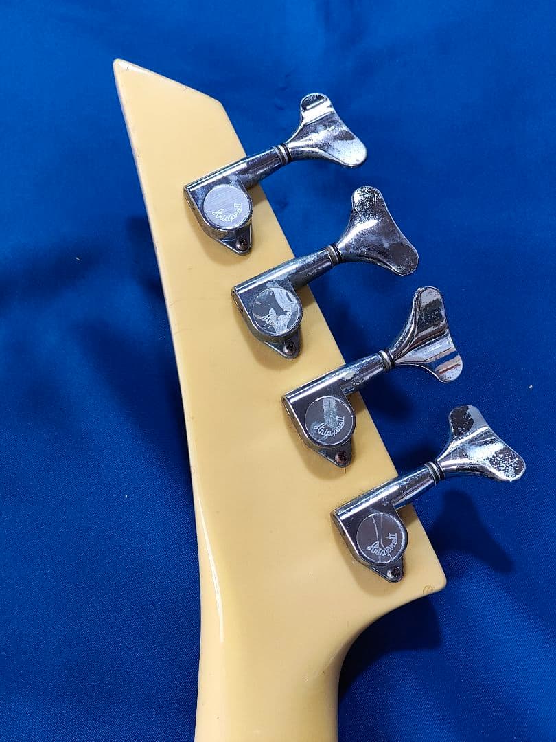 最終値下げAlnico AMICDシリーズ イエローベース 4弦