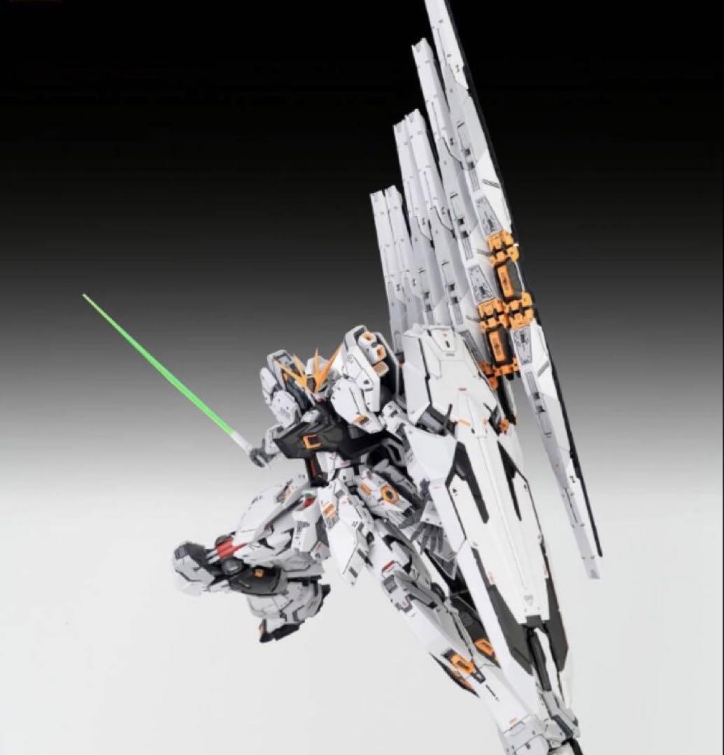 1/100 Fortune Cow νガンダム似　組立式プラモデル