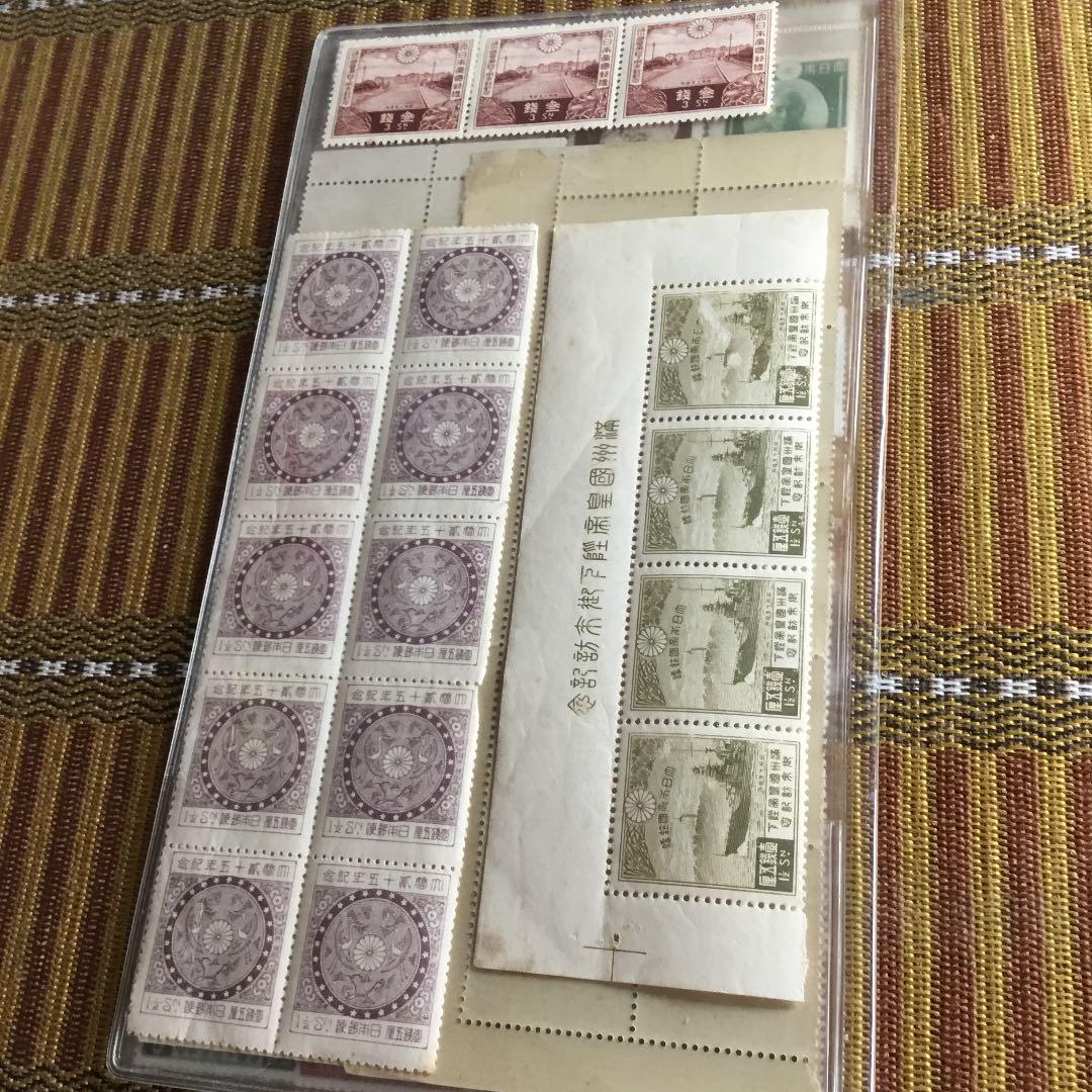 カタログ価32,960円！大正10年〜昭和19年記念切手29種81枚鑑賞シート入