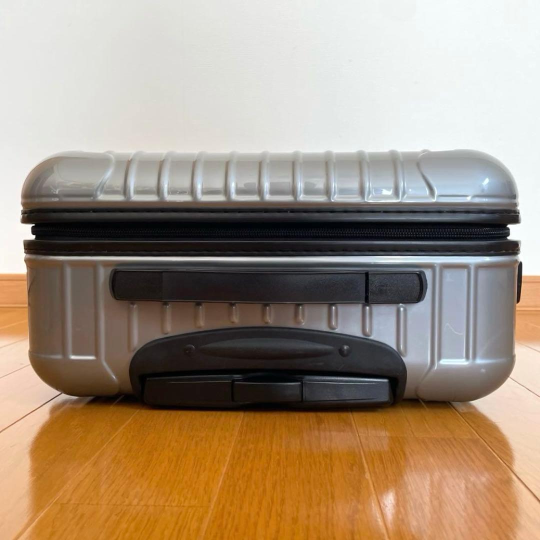 RIMOWA サルサ シルバーグレー 856.52 機内持込 キャリーケース