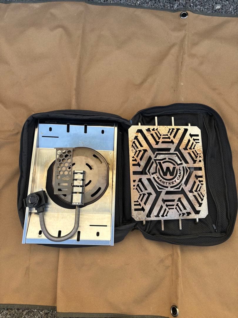 フラットバーナー　ウォンキーキャンプ五徳　専用ケースセット