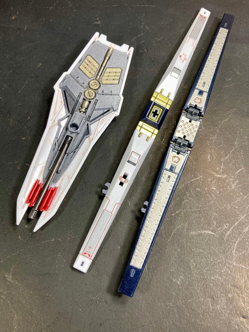 RG νガンダム 全塗装済完成品