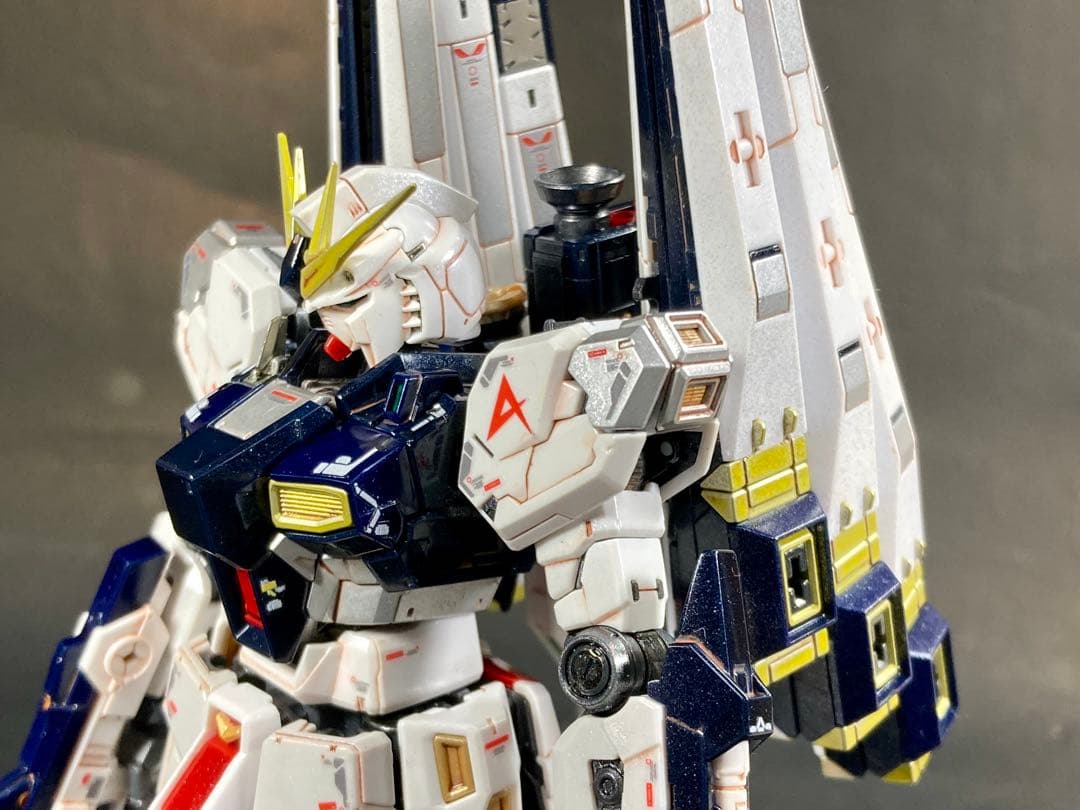 RG νガンダム 全塗装済完成品