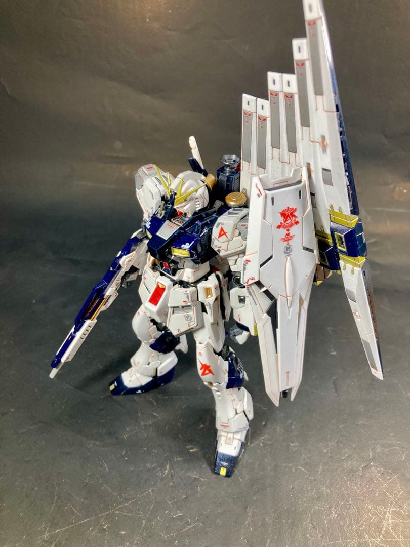 RG νガンダム 全塗装済完成品