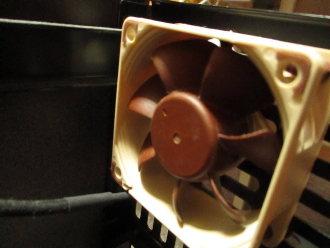 Abee acubic CS01 (Noctuaファン付き)