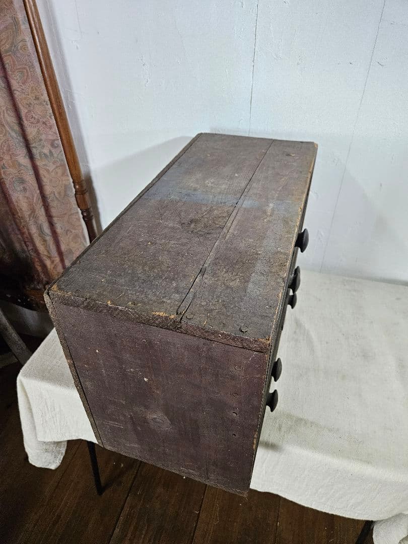 USヴィンテージ 古いパーツキャビネット インダストリアル インテリア 小引出し