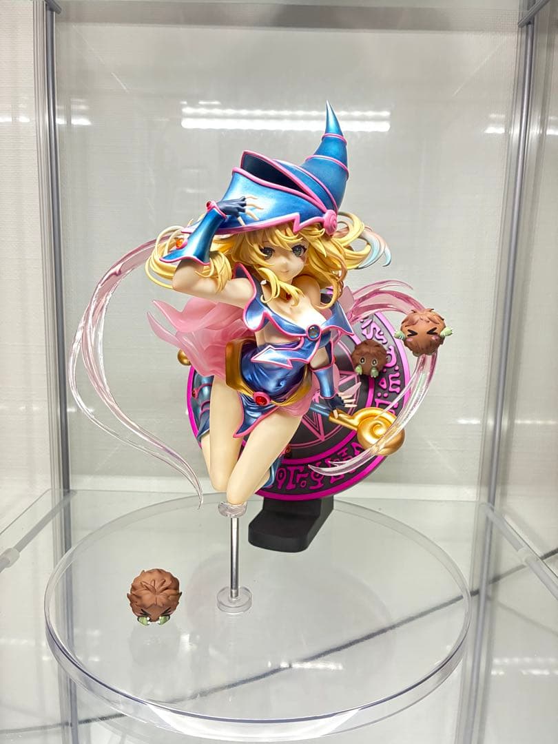 色紙、缶バッジ有り　MAGIARTS　遊戯王　ブラックマジシャンガール　開封品