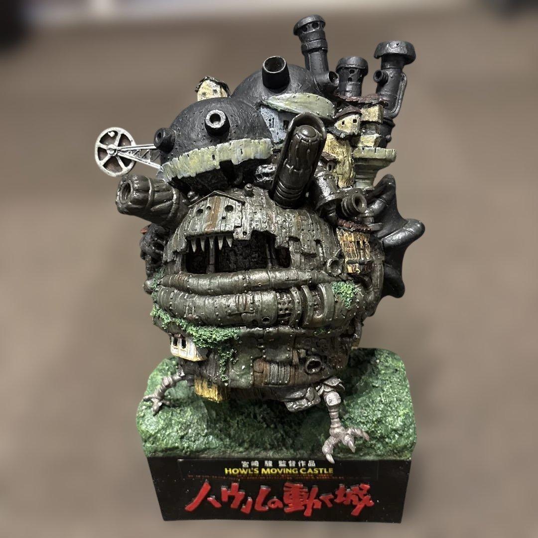 （新品・未使用）ハウルの動く城　城　フィギュア