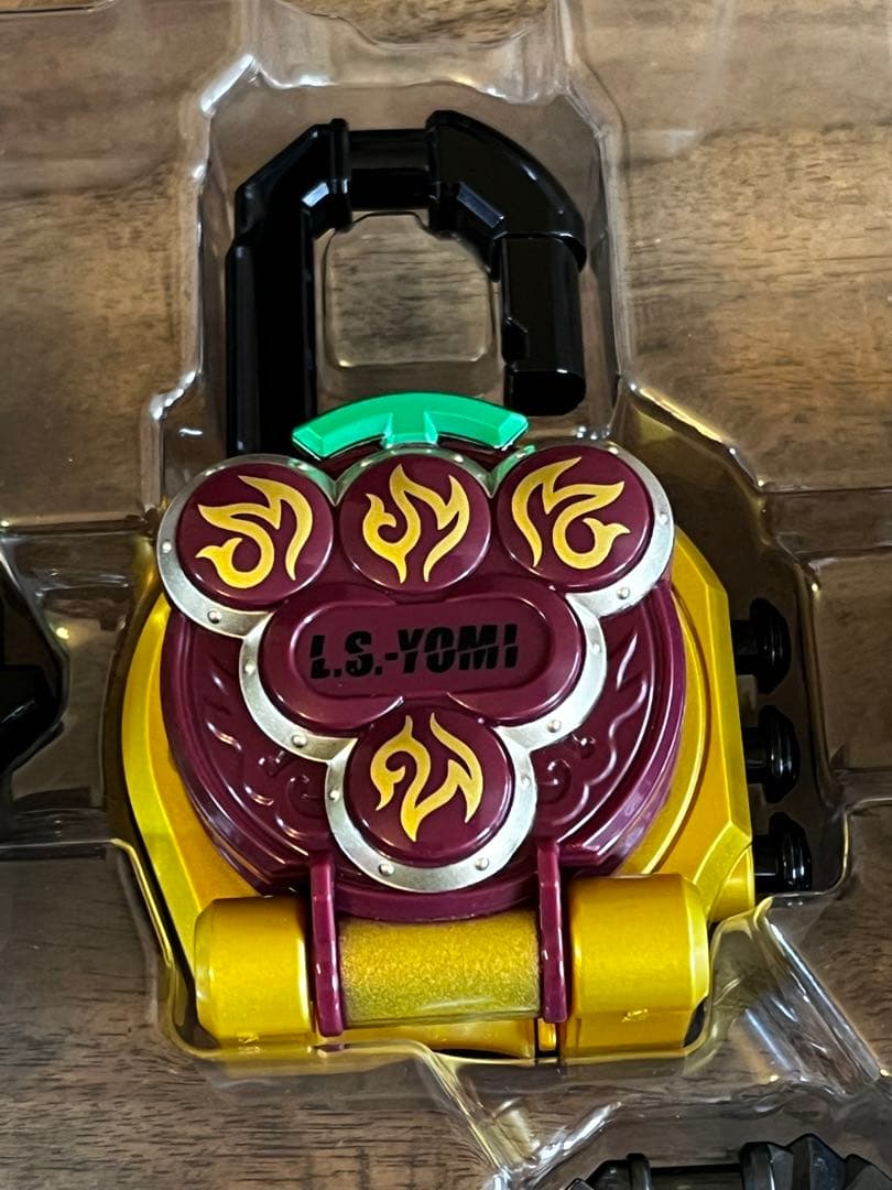 【美品・未使用】仮面ライダー鎧武 CSMロックシード 呉島セット