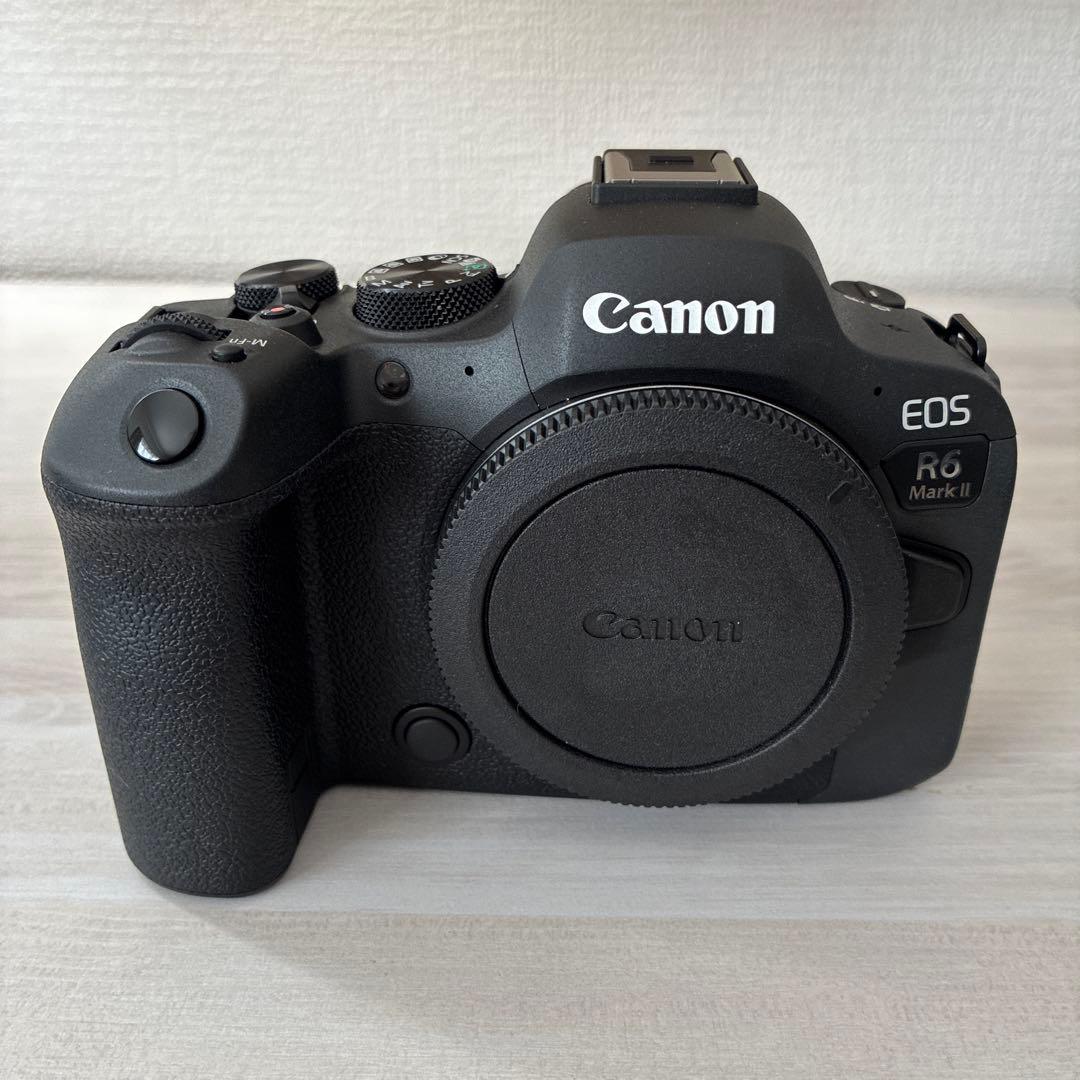 デジタルカメラ EOS R6 Mark II RF24-105 F4 L IS USM KIT