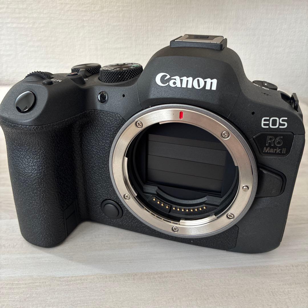 デジタルカメラ EOS R6 Mark II RF24-105 F4 L IS USM KIT