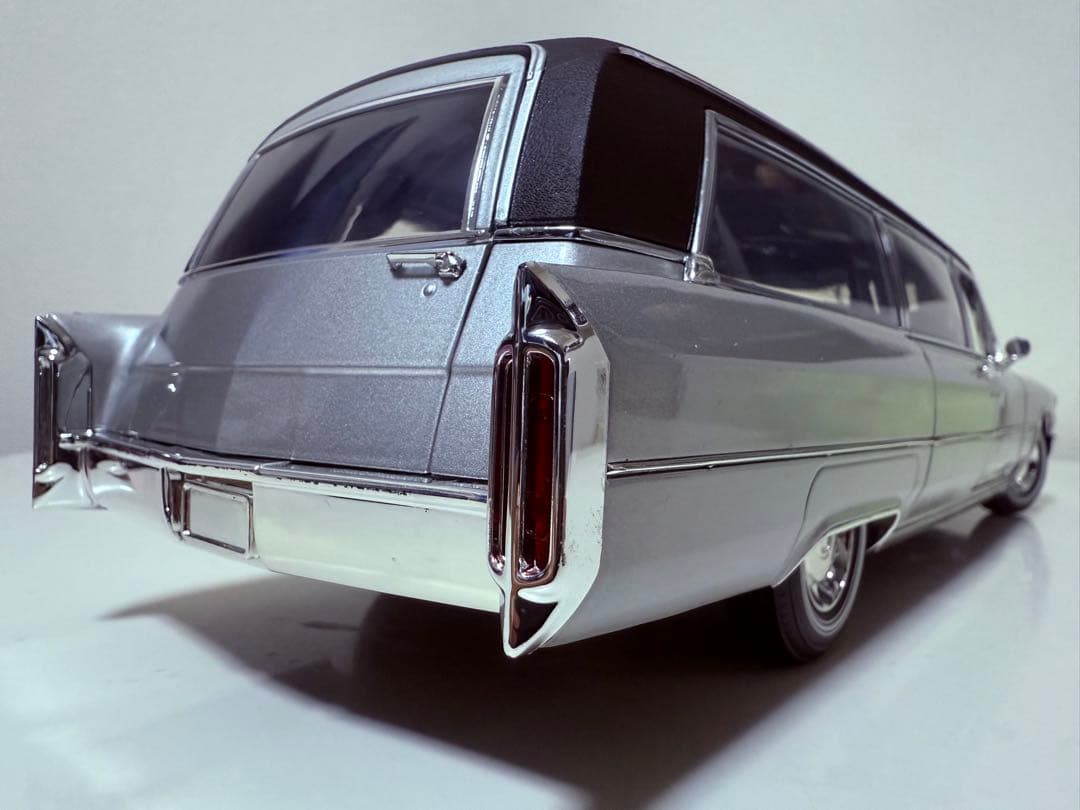 GL/'66 Cadillacキャデラック Limousineリムジン1/18