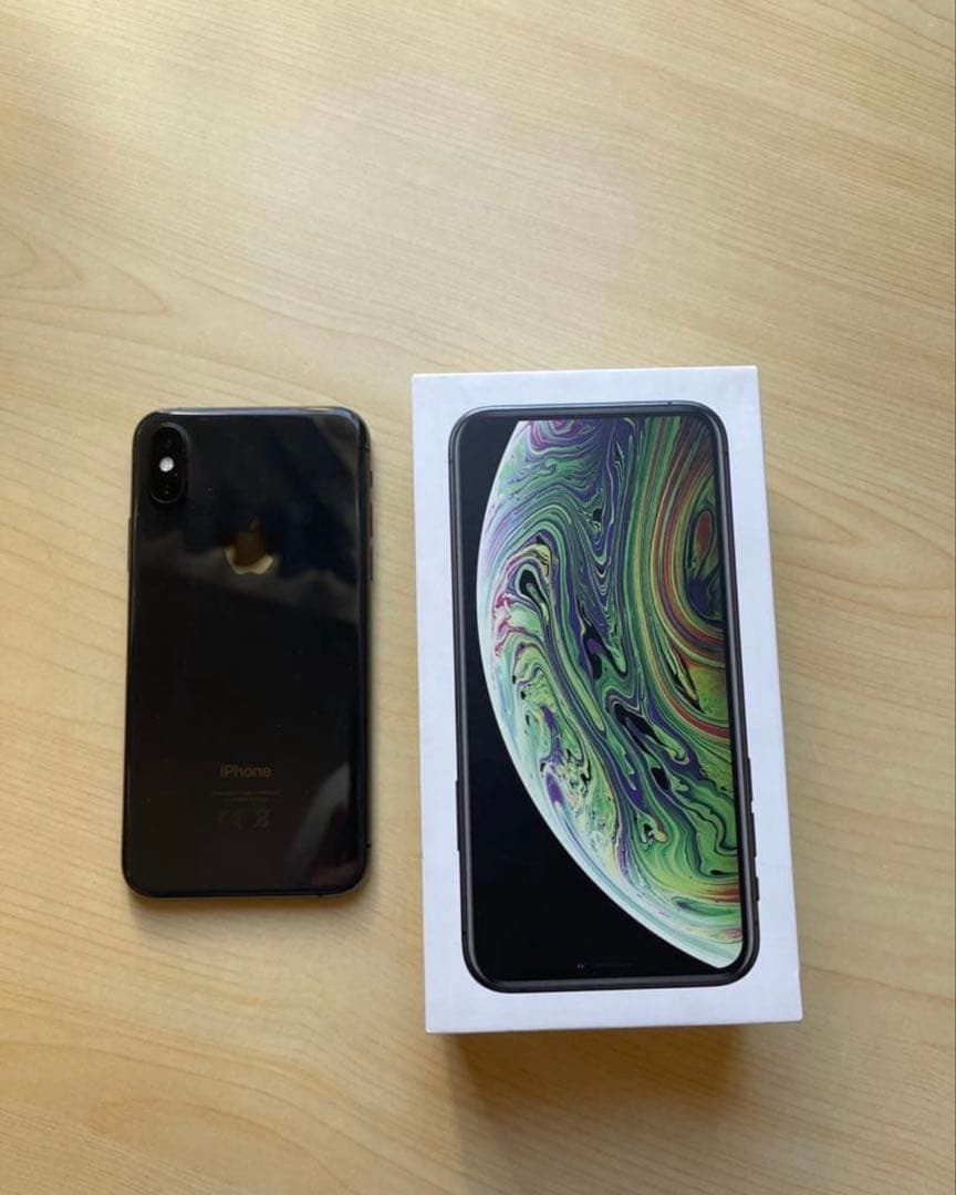 iPhone XS 64GB スペースグレイ（SIMフリー）
