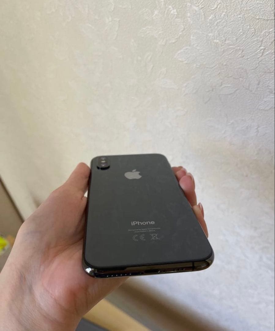 iPhone XS 64GB スペースグレイ（SIMフリー）