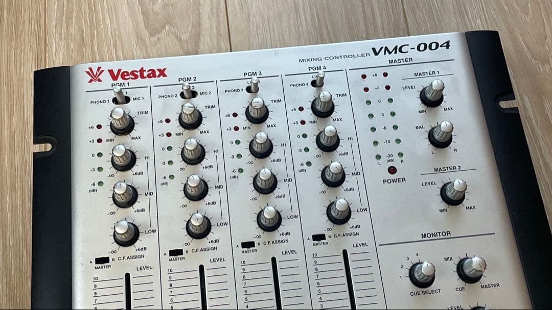 【音出確認済•純正アダプター付】VESTAX VMC-004 dj ミキサー