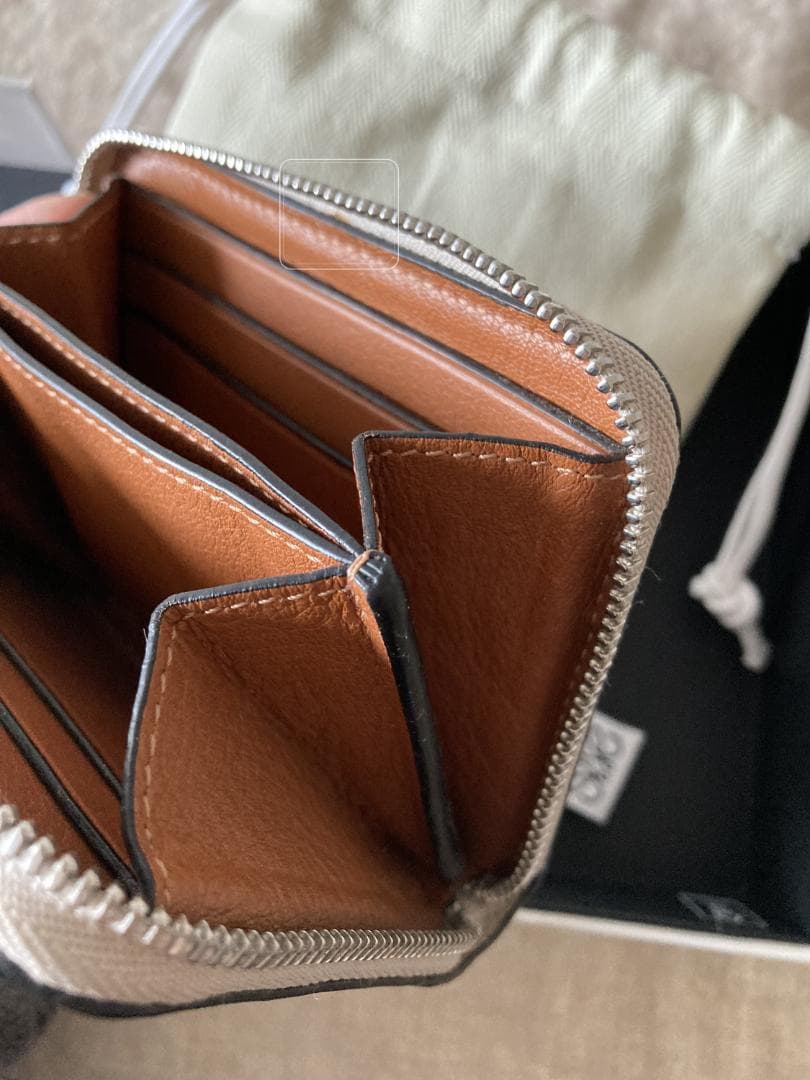 ꒰美品꒱ LOEWE／ロエベ／アナグラムコンパクトジップウォレット／ベージュ