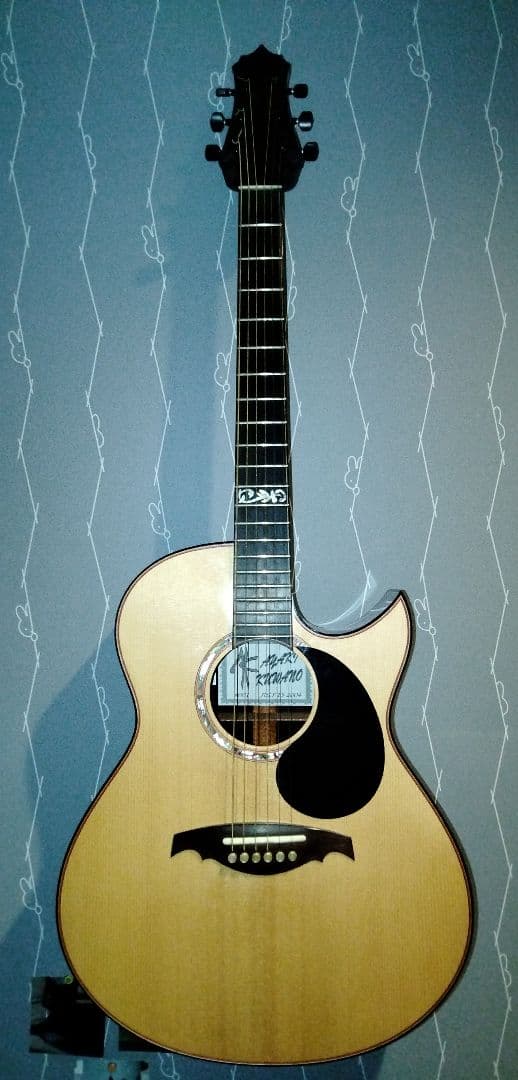 A.Kuwano Guitars 最初期モデル ハカランダ