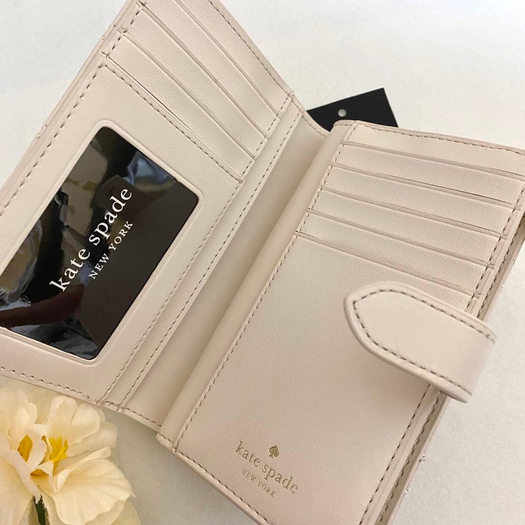 新品　正規品☆kate spade 折り財布　 ホワイト　　レザー　二つ折り財布