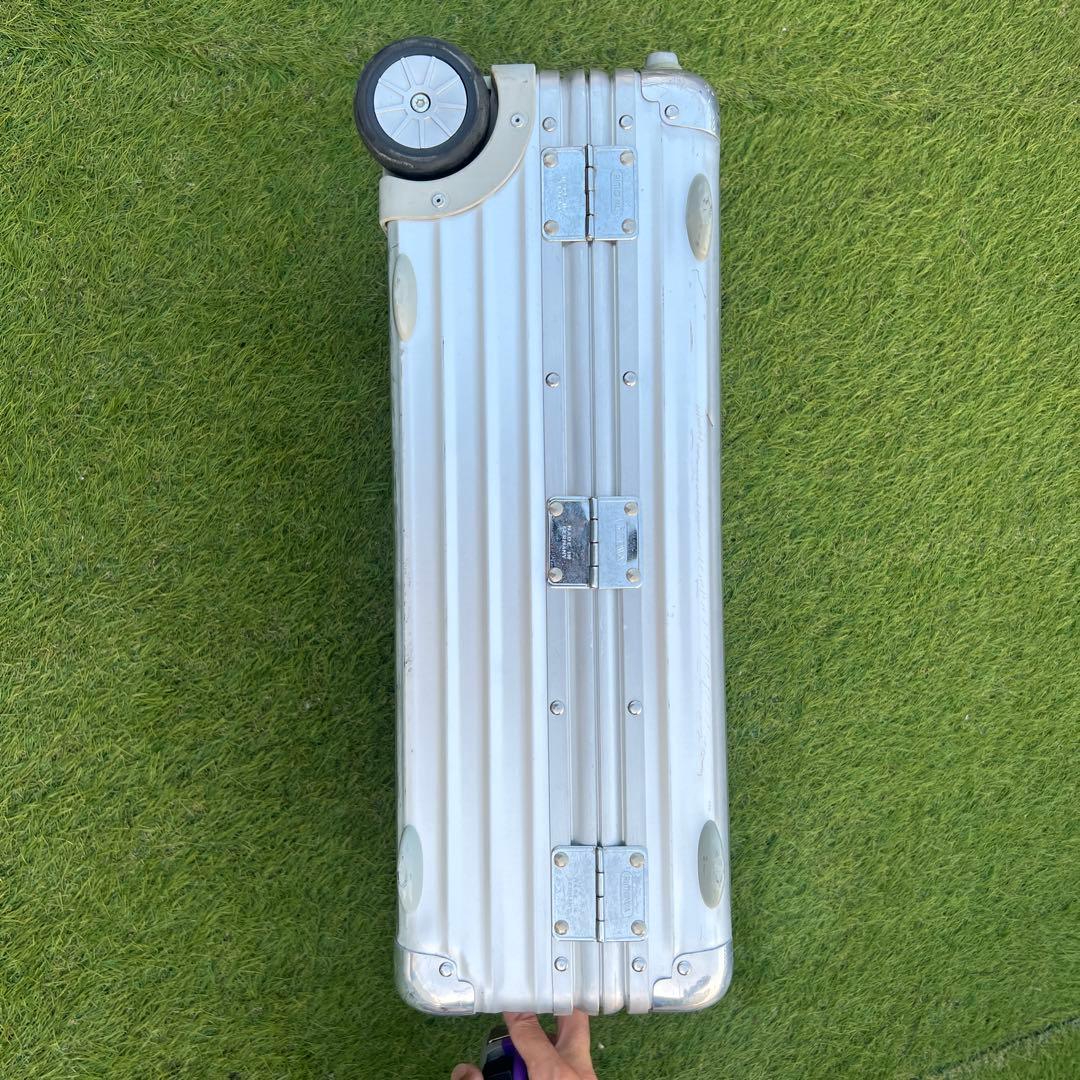 H*G様 廃盤 レア 二輪リモワクラシックフライト 機内持ち込みサイズ