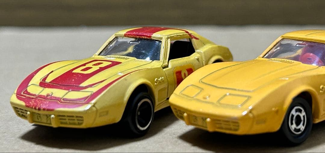 トミカ シボレーコルベットスティングレイ 2台セット