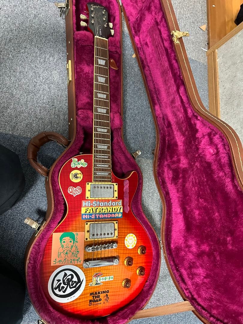 Hi-Standard エレキギター レッド ハードケース付き