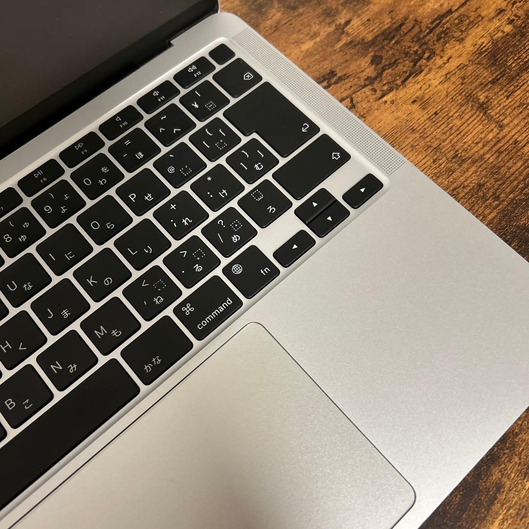 美品純正箱付きMacBookAirM1 (2020)8GBストレージ512GB