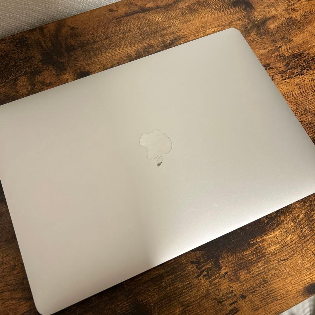 美品純正箱付きMacBookAirM1 (2020)8GBストレージ512GB