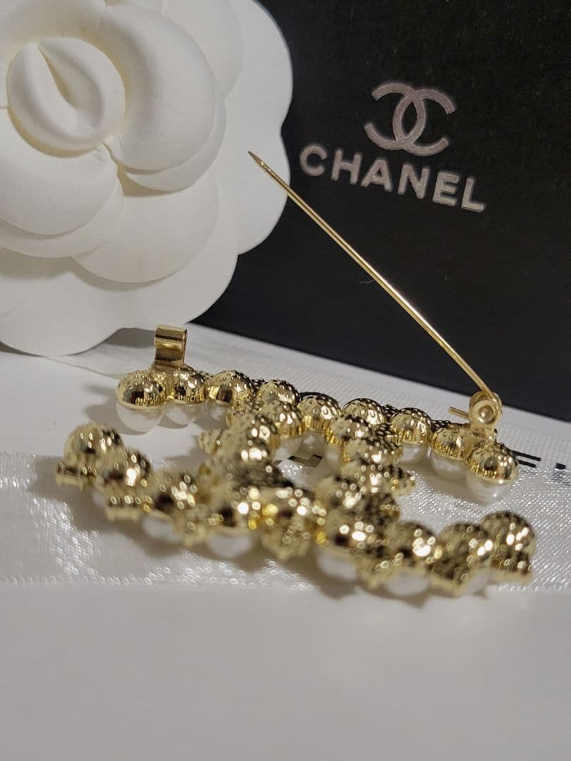 【即購入◎】　シャネル　ブローチ　パール　ゴールド