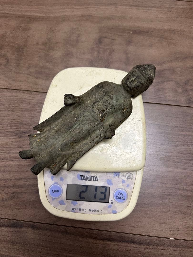 新羅金銅仏如来立像（統一新羅時代） 古銅製