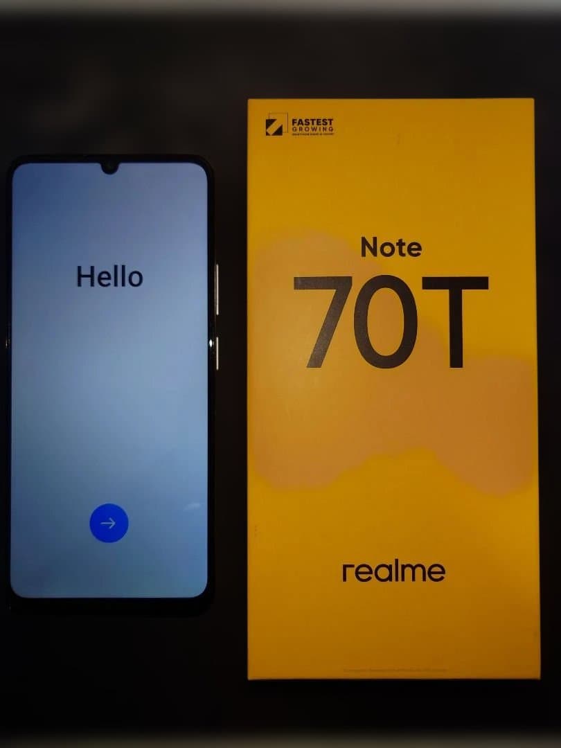 realme Note 70T Goldカラー　4GBRAM/256GBRAM