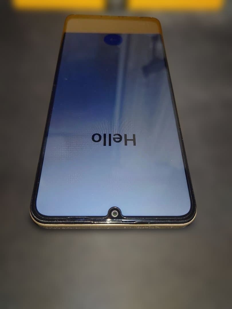 realme Note 70T Goldカラー　4GBRAM/256GBRAM