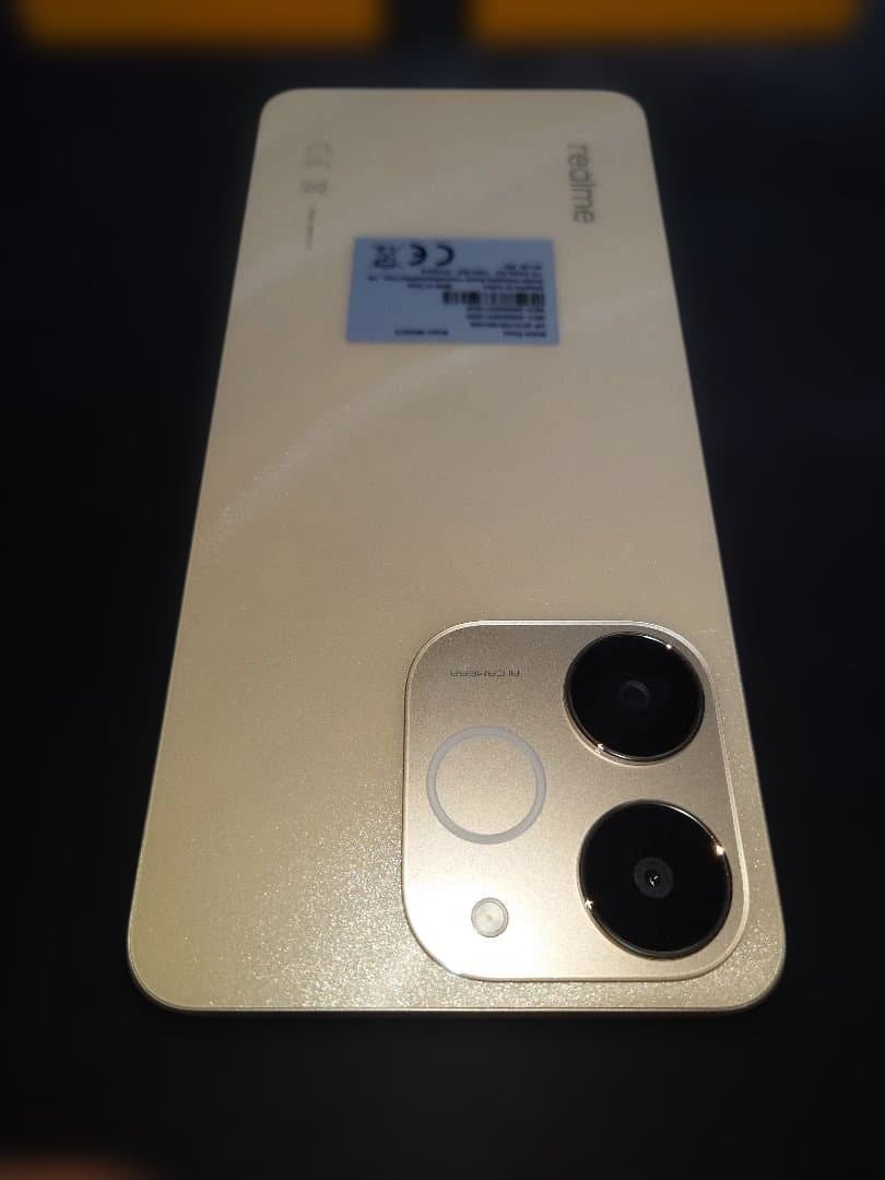 realme Note 70T Goldカラー　4GBRAM/256GBRAM