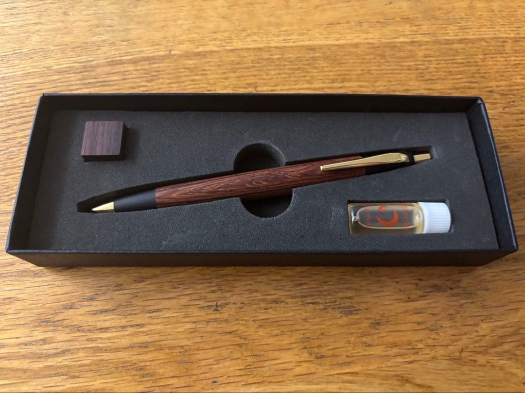 野原工芸　新型　紫檀のシャープペンシル　ゴールド