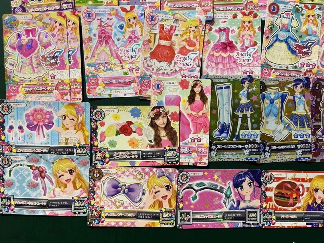 d*2様 アイカツカード 缶バッジ まとめ売り