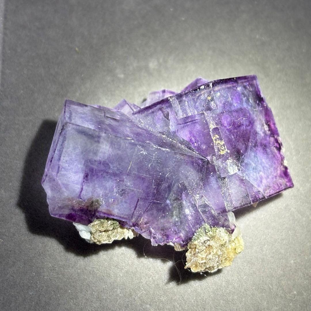 し*ま様 中国　ヤオガンシャン　パープルブルー　フローライト　結晶　原石　鉱物標