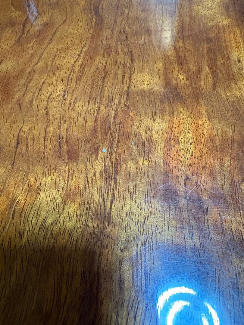 天然木（屋久杉かも）一枚板のテーブル　約152cm x 99cm