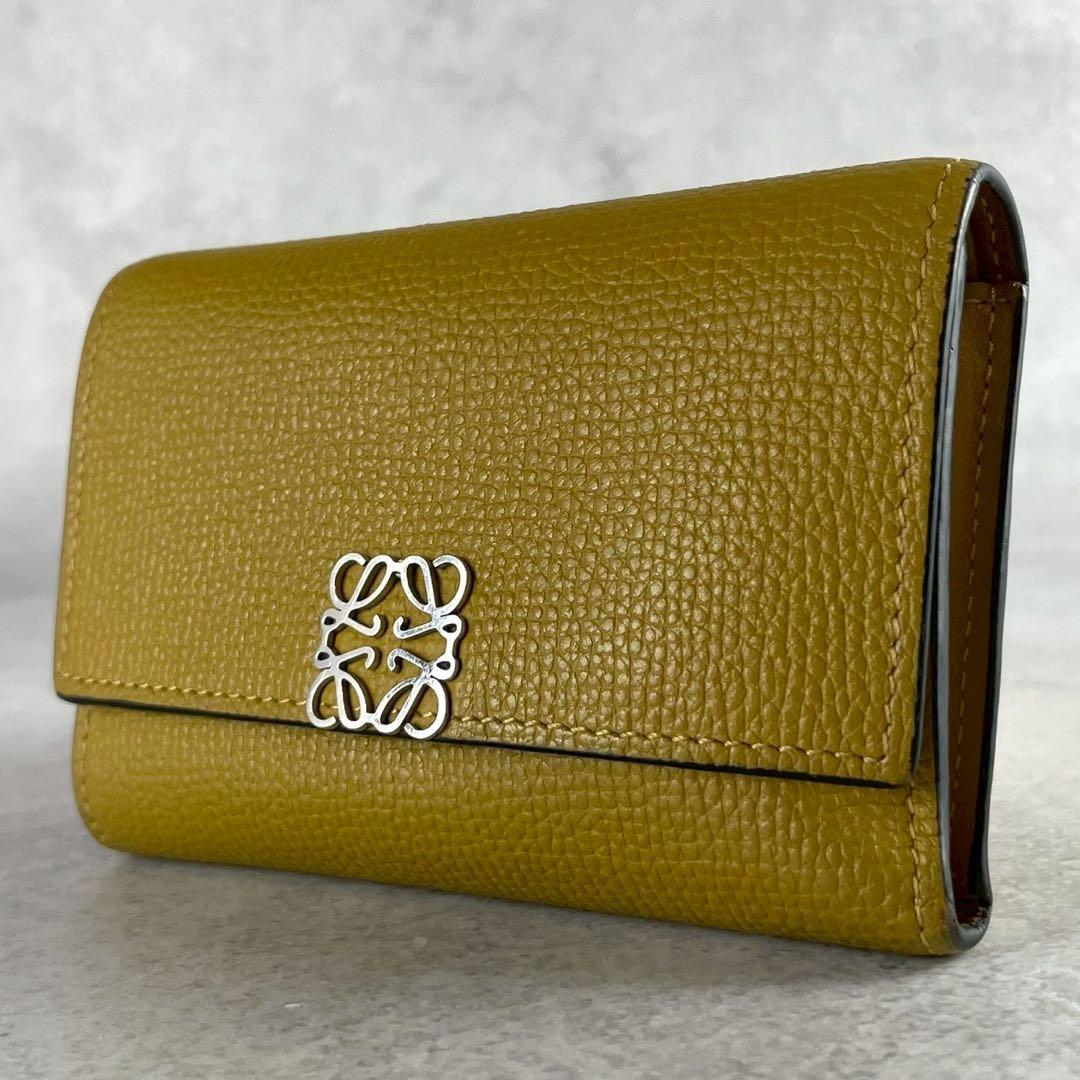 【美品】ロエベ トライフォールド アナグラム タン 三つ折り財布