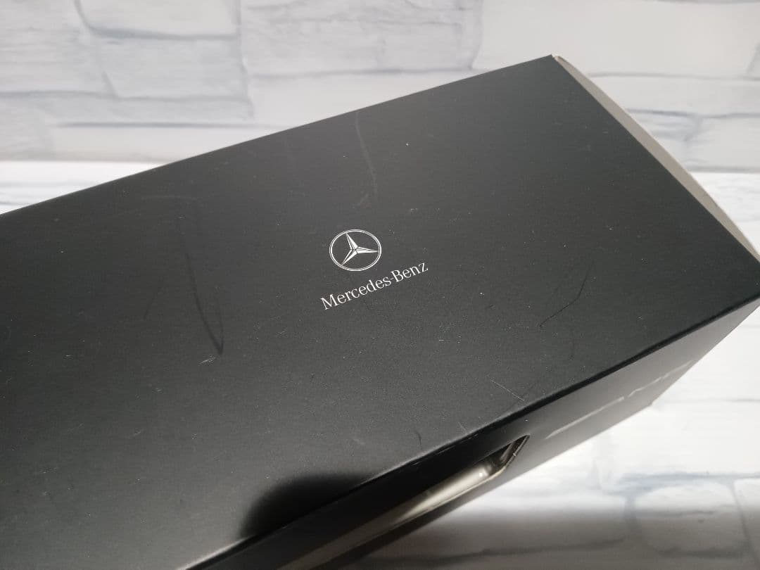 1/43 メルセデスベンツ　C63 AMG Cクラス　W204 ミニカー