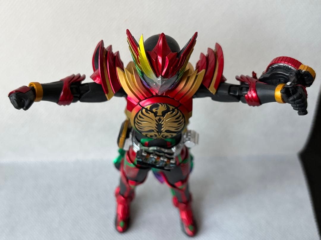 真骨彫 仮面ライダーオーズ タジャドルコンボエタニティ