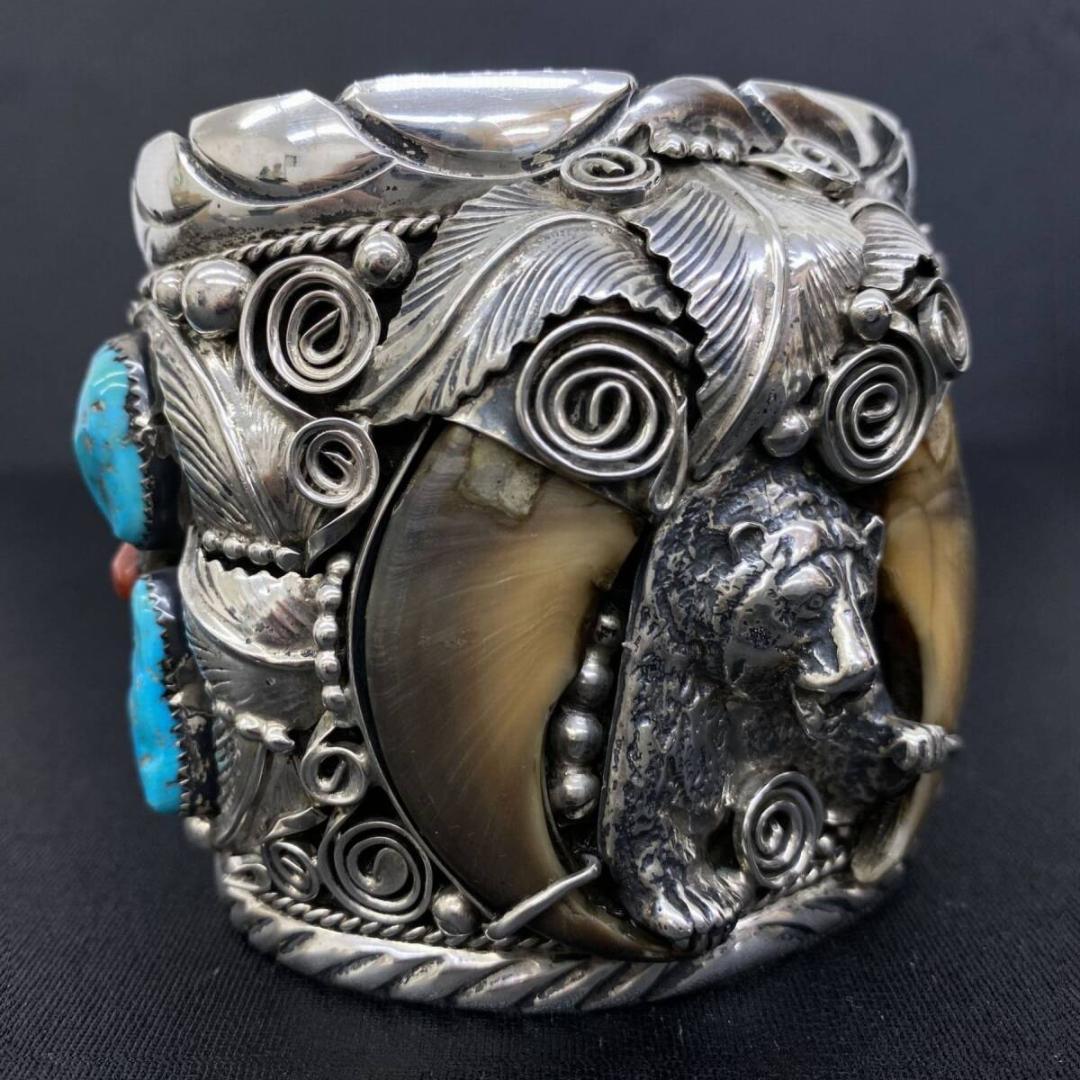 最高峰 NAVAJO Mike Thomas Jr. シルバーベアクローバングル