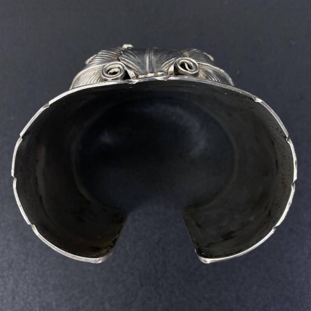 最高峰 NAVAJO Mike Thomas Jr. シルバーベアクローバングル