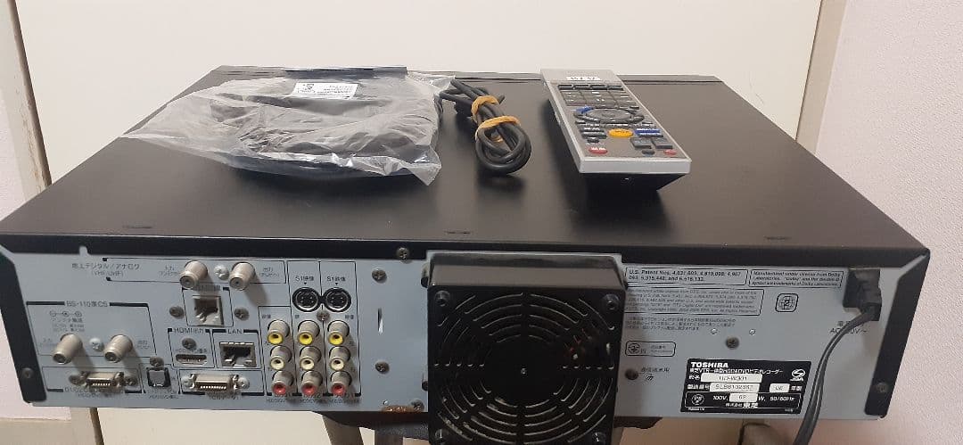 TOSHIBA RD-W301 HDD DVD VHSレコーダー地デジ