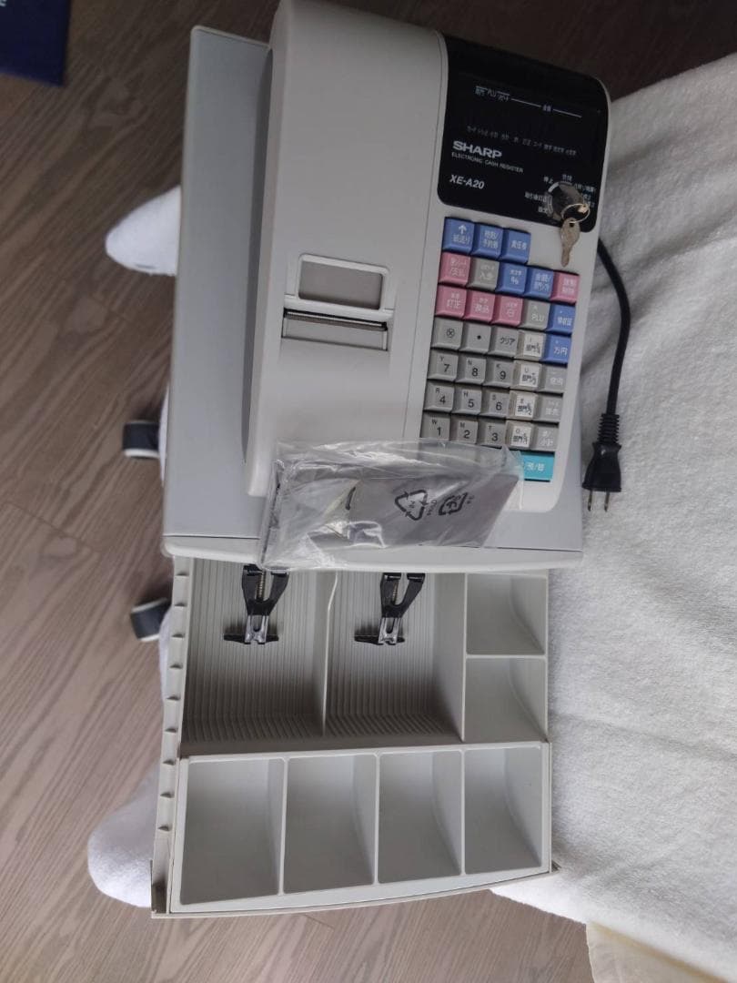 シャープ SHARP XE-A20 レジスター 本体レジロール付き