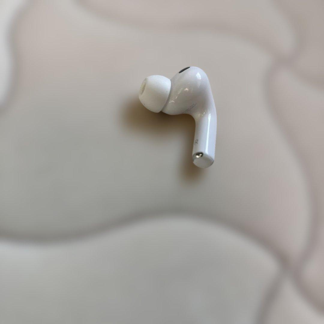 AirPods 第三世代 ホワイト ワイヤレスイヤホン 右耳用
